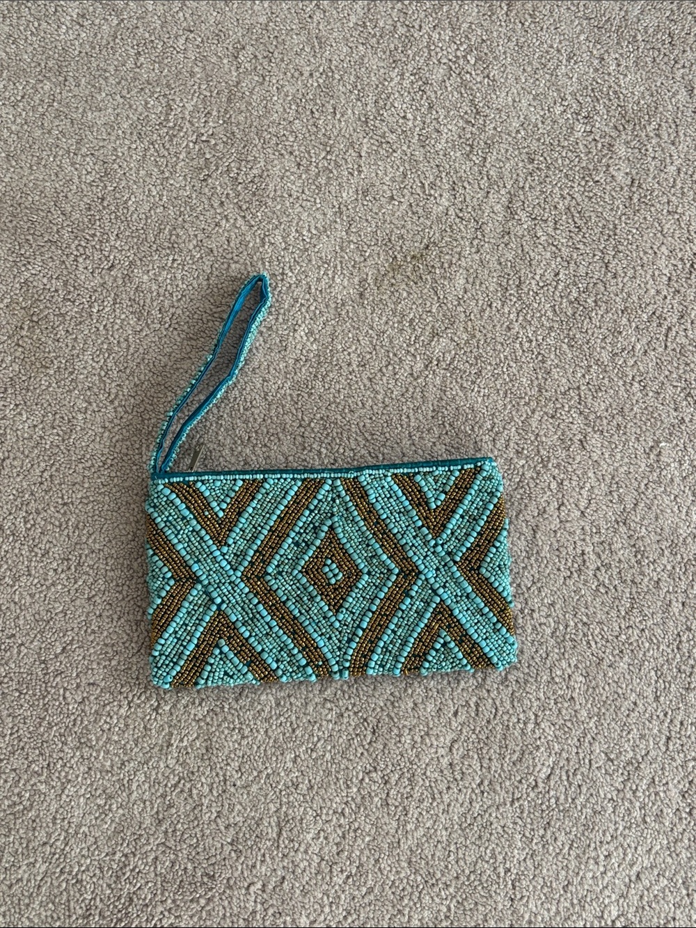 Beaded clutch